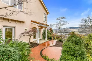 517 Lakota Way, Ashland, OR 97520 - Photo 6