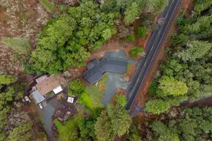 1707 Foots Creek L Fork Rd, Gold Hill, OR 97525 - Photo 2