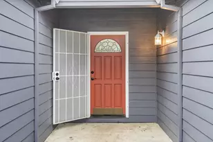 1642 Hollyhock Dr, Medford, OR 97504 - Photo 4