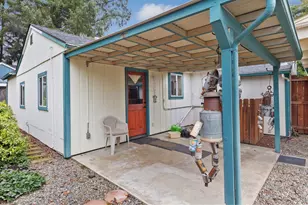 1400 Playford Ln, Grants Pass, OR 97527 - Photo 34