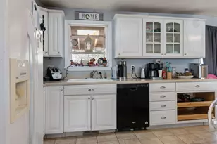 11198 NW Morrow Ave, Prineville, OR 97754 - Photo 8