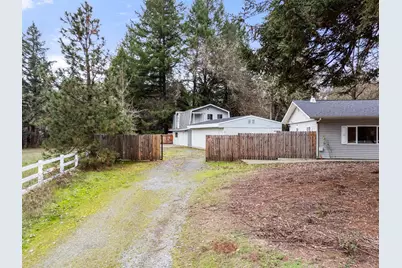 464 Sunny Glen Way, Wolf Creek, OR 97497 - Photo 46