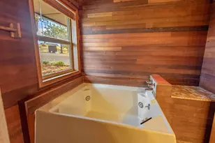 402 Claremont Dr, Madras, OR 97741 - Photo 24