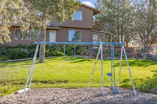 402 Claremont Dr, Madras, OR 97741 - Photo 38
