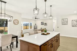 348 Cascade Dr, Central Point, OR 97502 - Photo 18