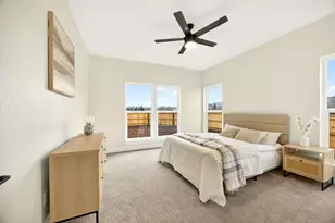 348 Cascade Dr, Central Point, OR 97502 - Photo 20