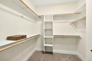 348 Cascade Dr, Central Point, OR 97502 - Photo 26