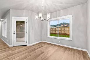 3742 Carlin Dr, Medford, OR 97504 - Photo 6
