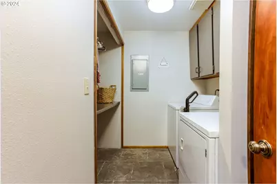 13535 SW Cinder Drive, Terrebonne, OR 97760 - Photo 6