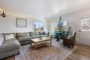 63210 Deschutes Market Rd, Bend, OR 97701 - Photo 6