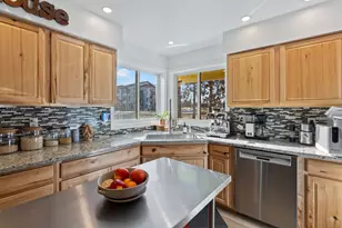 63210 Deschutes Market Rd, Bend, OR 97701 - Photo 10