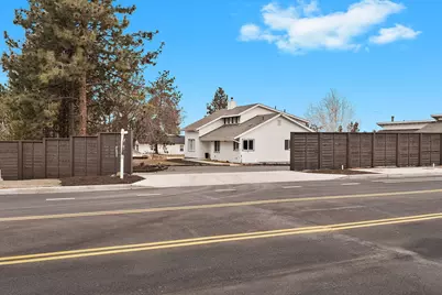63210 Deschutes Market Road, Bend, OR 97701 - Photo 48