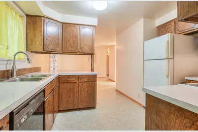 16054 Burgess Road, La Pine, OR 97739 - Photo 8