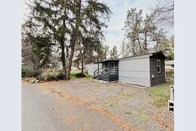 64100 N Hwy 97 #14, Bend, OR 97701 - Photo 12