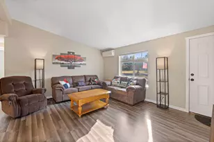 61445 SE 27th, Bend, OR 97702 - Photo 6