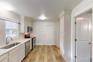 744 NW 2nd St, Grants Pass, OR 97526 - Photo 14