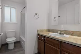 1917 NE Monterey Ave, Bend, OR 97701 - Photo 12