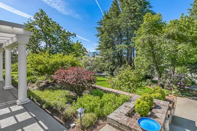 218 Saginaw Drive, Medford, OR 97504 - Photo 58
