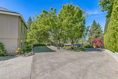 218 Saginaw Drive, Medford, OR 97504 - Photo 60