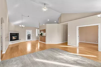 142 Whispering Drive, Grants Pass, OR 97527 - Photo 4