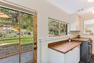 2256 NW Eastes St, Bend, OR 97703 - Photo 36