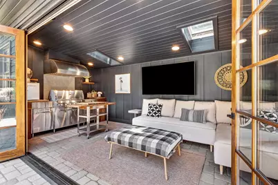 2256 NW Eastes Street, Bend, OR 97703 - Photo 38