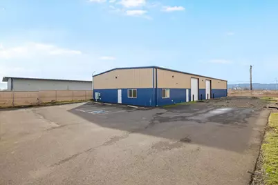 111 Trout Way, White City, OR 97503 - Photo 2