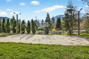 5650 Kane Creek Rd, Central Point, OR 97502 - Photo 60