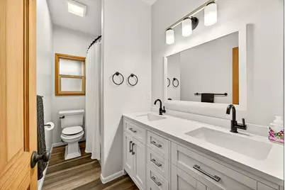 5650 Kane Creek Road, Central Point, OR 97502 - Photo 24