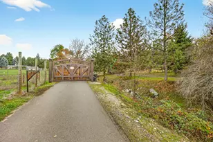 5650 Kane Creek Rd, Central Point, OR 97502 - Photo 2