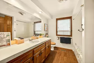 704 NW Sandy Dr, Grants Pass, OR 97526 - Photo 30