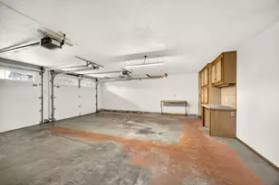 704 NW Sandy Dr, Grants Pass, OR 97526 - Photo 40