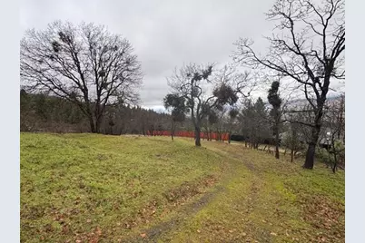 1751 Dragon Fly Lane, Ashland, OR 97520 - Photo 2