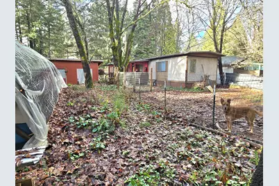 139 S Sawyer Avenue, Cave Junction, OR 97523 - Photo 32