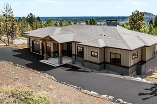 2850 NW Lucus Ct, Bend, OR 97703 - Photo 2