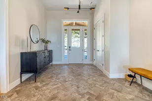 2850 NW Lucus Ct, Bend, OR 97703 - Photo 6