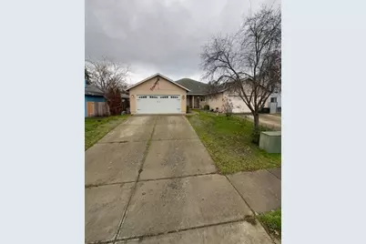 921 N Rose Street #A, Phoenix, OR 97535 - Photo 1