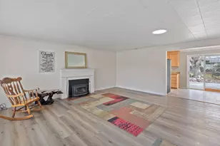1077 SE Ashley Pl, Grants Pass, OR 97526 - Photo 16