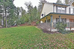 301 Leeannas Way, Shady Cove, OR 97539 - Photo 32