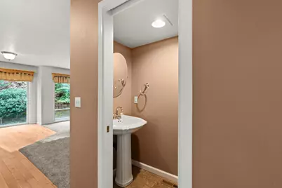 301 Leeannas Way, Shady Cove, OR 97539 - Photo 6