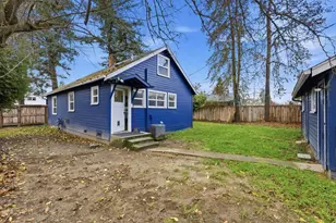 420 SW Burgess St, Grants Pass, OR 97526 - Photo 26