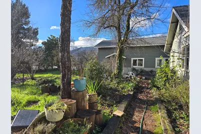 24127 Redwood Highway, Kerby, OR 97531 - Photo 32