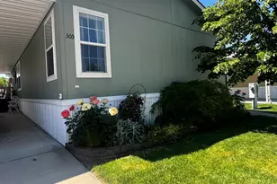 10 E South Stage Rd, Medford, OR 97501 - Photo 1
