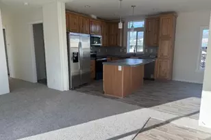 3601 Avenue C, White City, OR 97503 - Photo 4