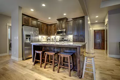 3835 Creek Mont Drive, Medford, OR 97504 - Photo 6