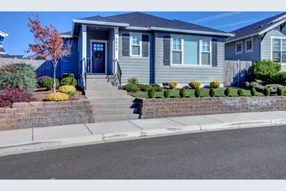 3835 Creek Mont Drive, Medford, OR 97504 - Photo 1