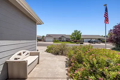 3934 El Cerrito Way, Klamath Falls, OR 97603 - Photo 6