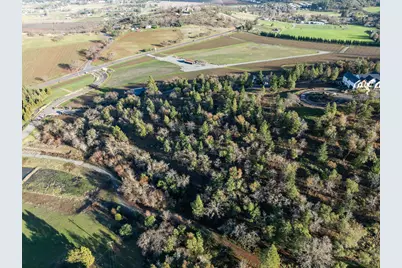 70 Vineyard View Circle, Medford, OR 97501 - Photo 18