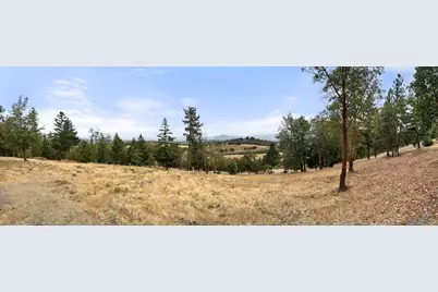 70 Vineyard View Circle, Medford, OR 97501 - Photo 16