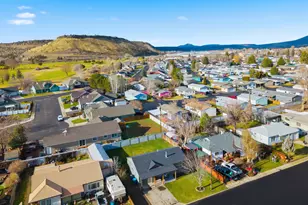 305 SW Ewen St, Prineville, OR 97754 - Photo 16